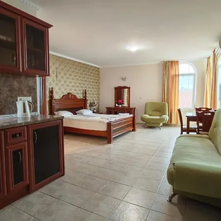 Marina Sunrise Complex By The Sea Üdülőközpont Szveti Vlasz