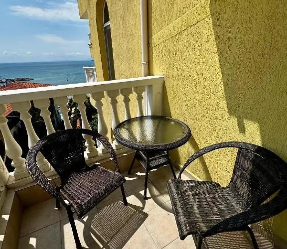 Marina Sunrise Complex By The Sea * Szveti Vlasz